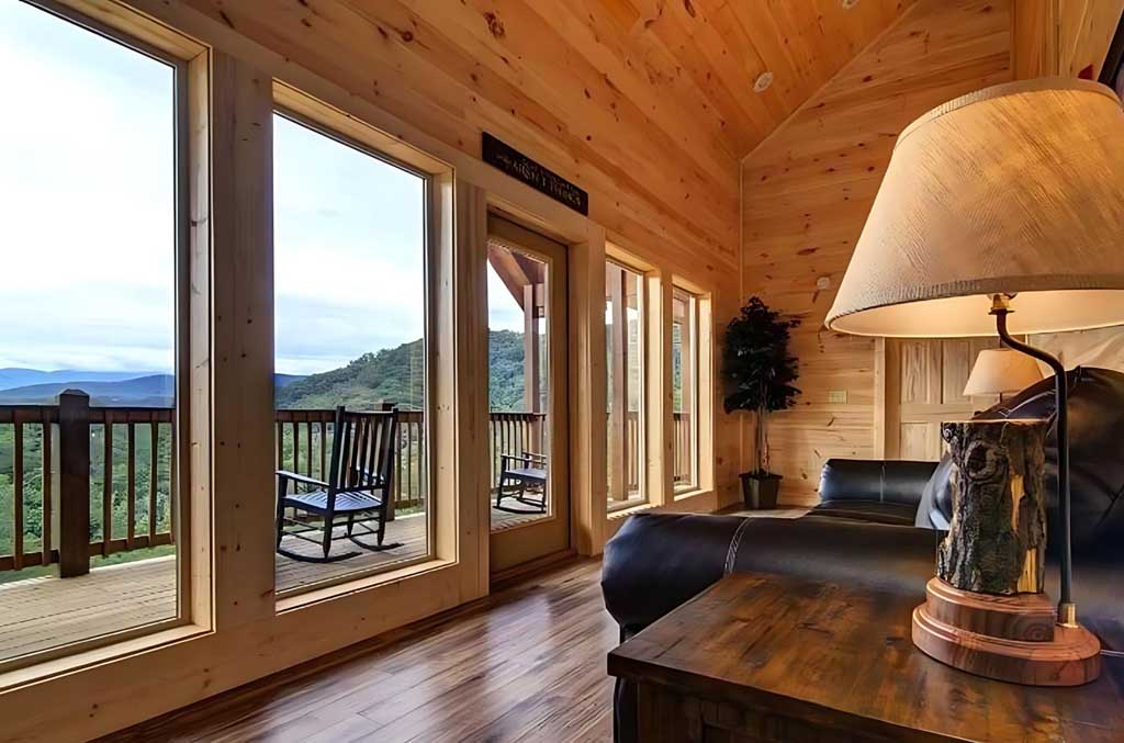 5 Wonderful Cabins for Large Groups in Pigeon Forge