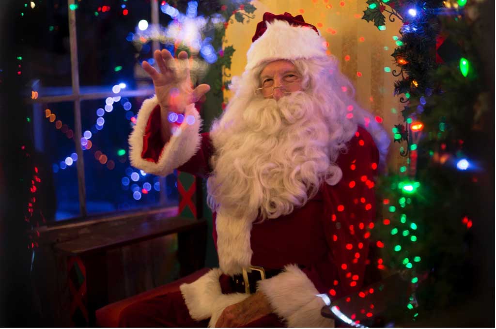 7 Places To Visit Santa In The Smokies