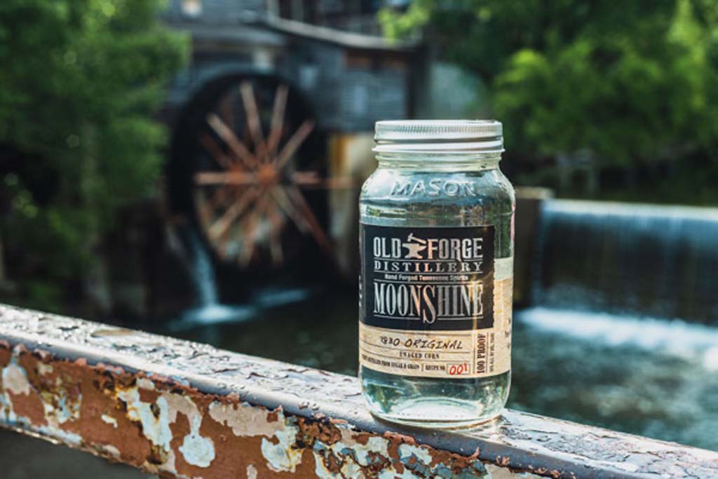 Best Distilleries North Of The Smokies