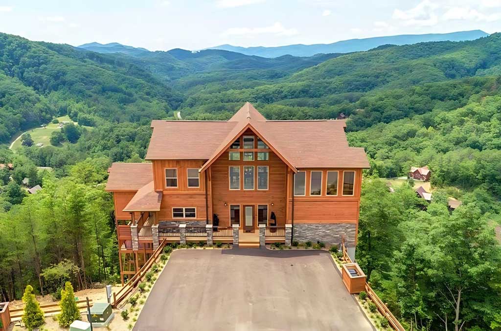 Pigeon Forge Cabins Perfect for Smoky Mountain Weddings