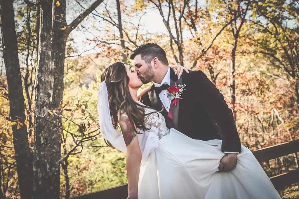 Why A Fall Wedding At Parkside Resort